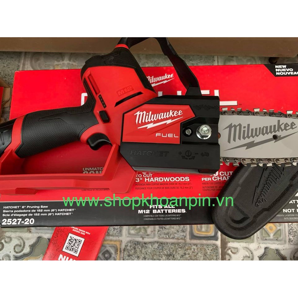 Cưa xích Milwaukee 2527 M12