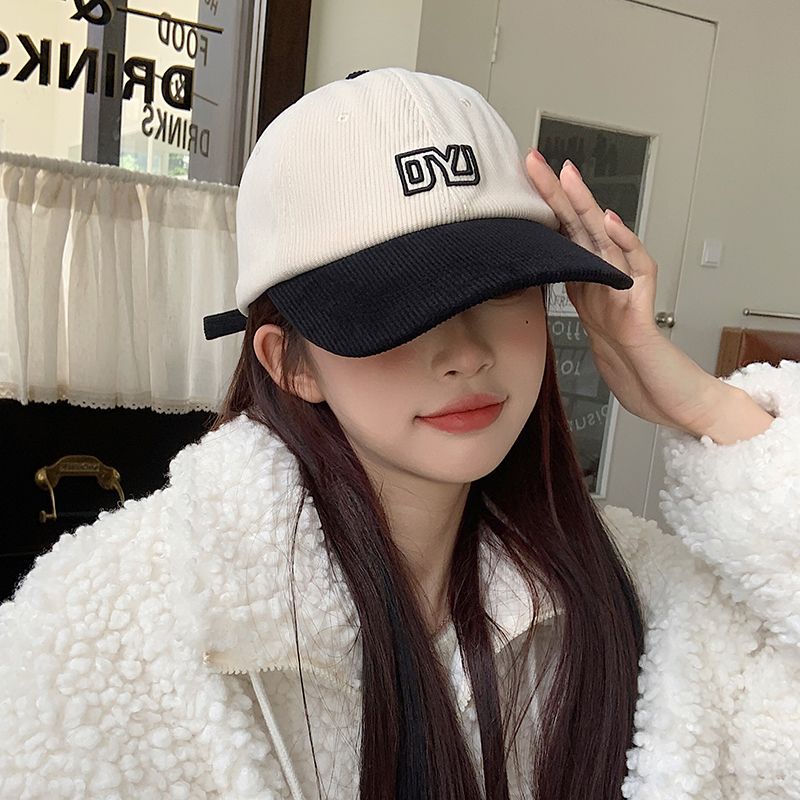 Mũ Lưỡi Trai Vải Nhung Phối Màu Thời Trang Cá Tính