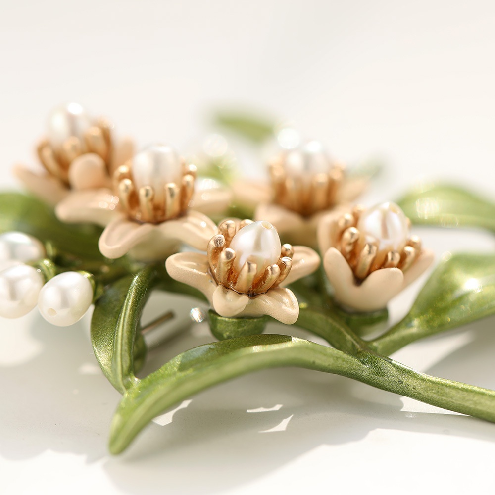 Ghim cài áo hình nhành lá và hoa dành dành đính ngọc trai phong cách cổ điển thanh lịch dành cho nữ
