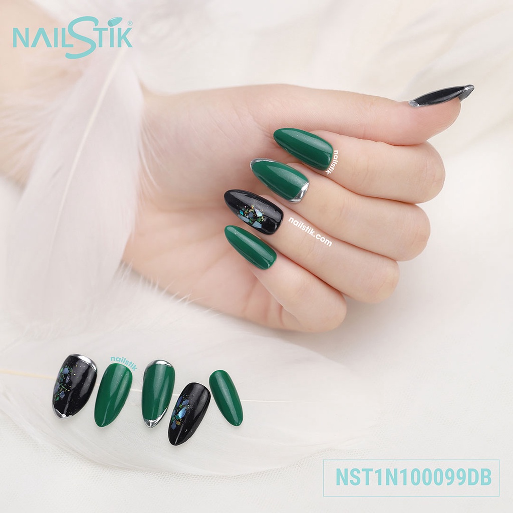Móng úp thiết kế by NAILSTIK, màu xanh, đen, form móng bầu, ngắn/dài, 099