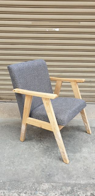Ghế sofa đơn chân gỗ