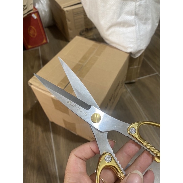 Kéo bếp Kapusi chính hãng, logo dập chìm