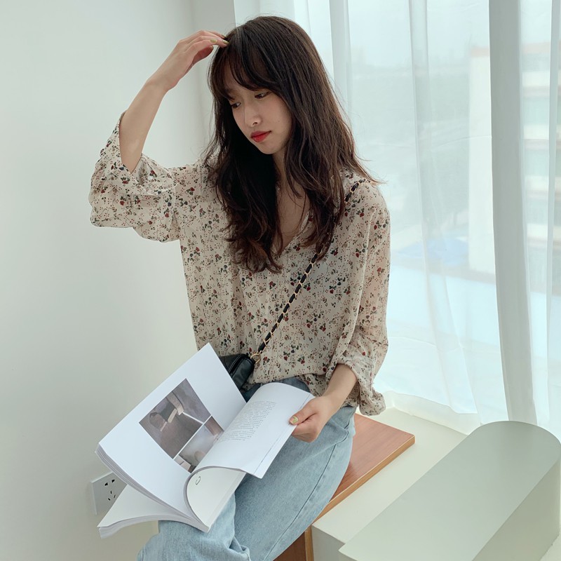 Xiaozhainv Áo voan hoa cổ tim dài tay phong cách Hàn Quốc dành cho nữ | BigBuy360 - bigbuy360.vn