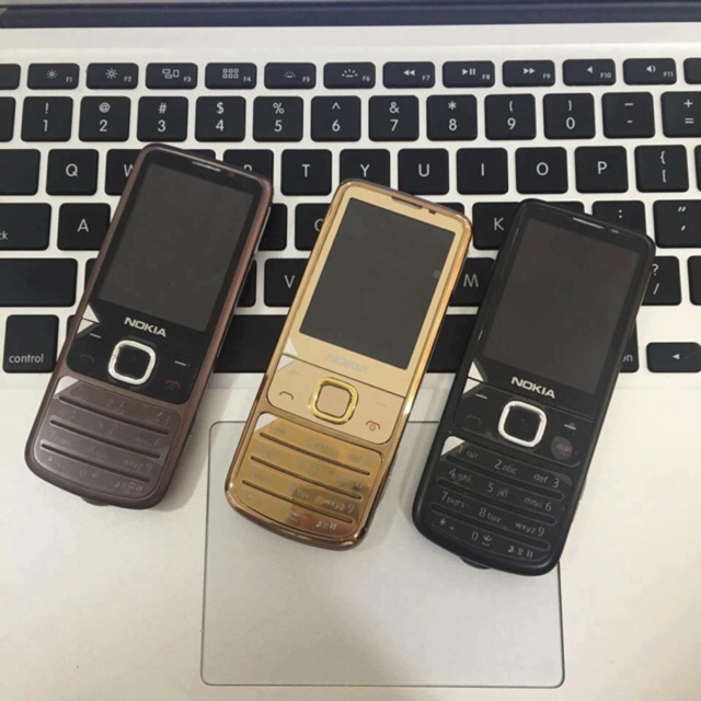 Điện thoại Nokia 6700