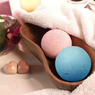 Bom tắm tạo bọt xà phòng độc đáo