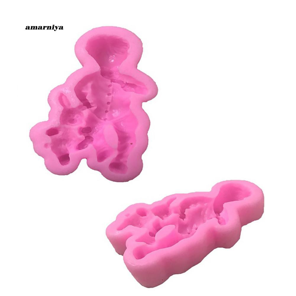 Khuôn làm bánh 3D hình bé trai/bé gái chất liệu Silicon