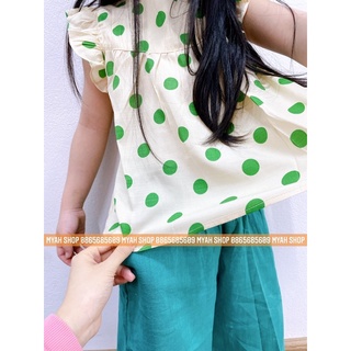 Bộ Sofia chấm bi và quần linen xanh lửng