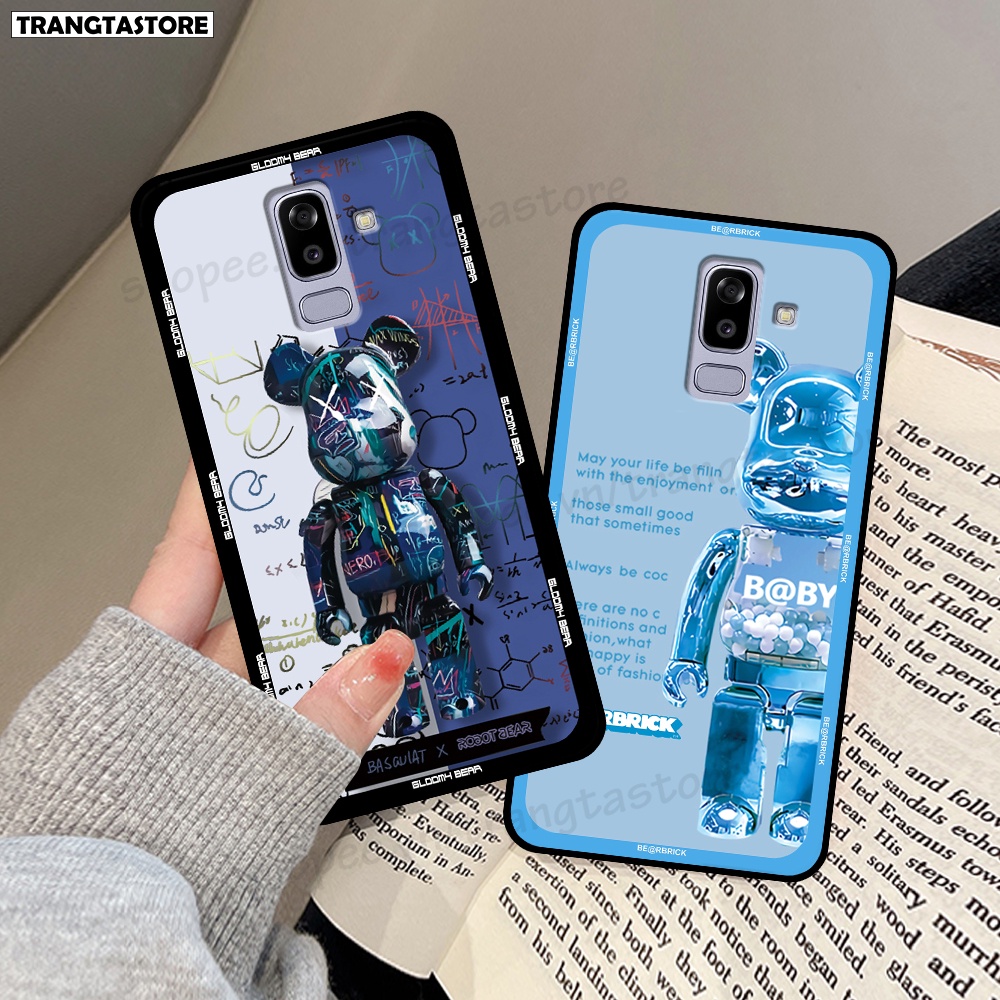Ốp lưng Samsung J8 in hình gấu Bearbrick,Mountain,xanh,đen,đỏ giá rẻ