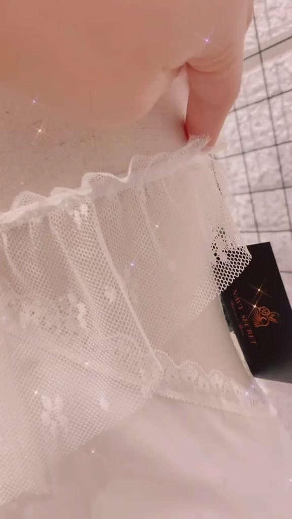 HT172 Váy ngủ sexy phối ren ngực xuyên thấu tặng CHÍP, đồ ngủ lụa xẻ hông gợi cảm HT172 | BigBuy360 - bigbuy360.vn