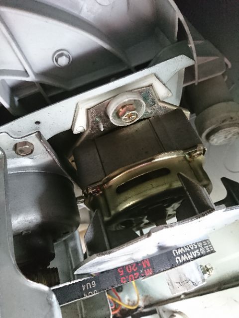 Mô tơ máy giặt loại to, khe dày.