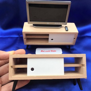 Mô hình kệ để ti vi bằng gỗ dùng cho trang tí nhà búp bê  Barbie, BJD 1/8 mini tí hon miniature. Tủ gỗ để tv cho búp bê.