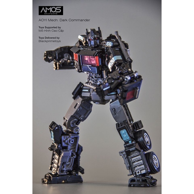 Mô hình robot Star Commander