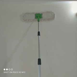 Bộ lau tấm pin năng lượng mặt trời ap mái bằng bàn lau 60cm và, cây nối 6m