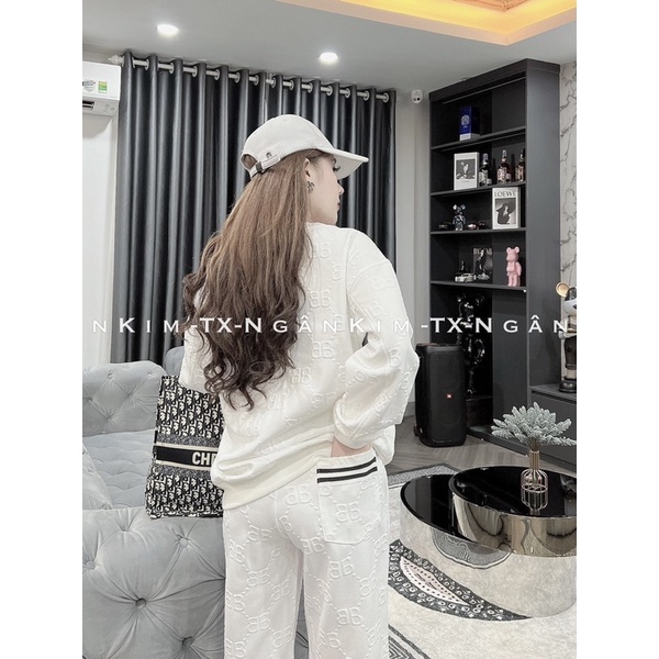 Bộ thể thao dập nổi chữ BB