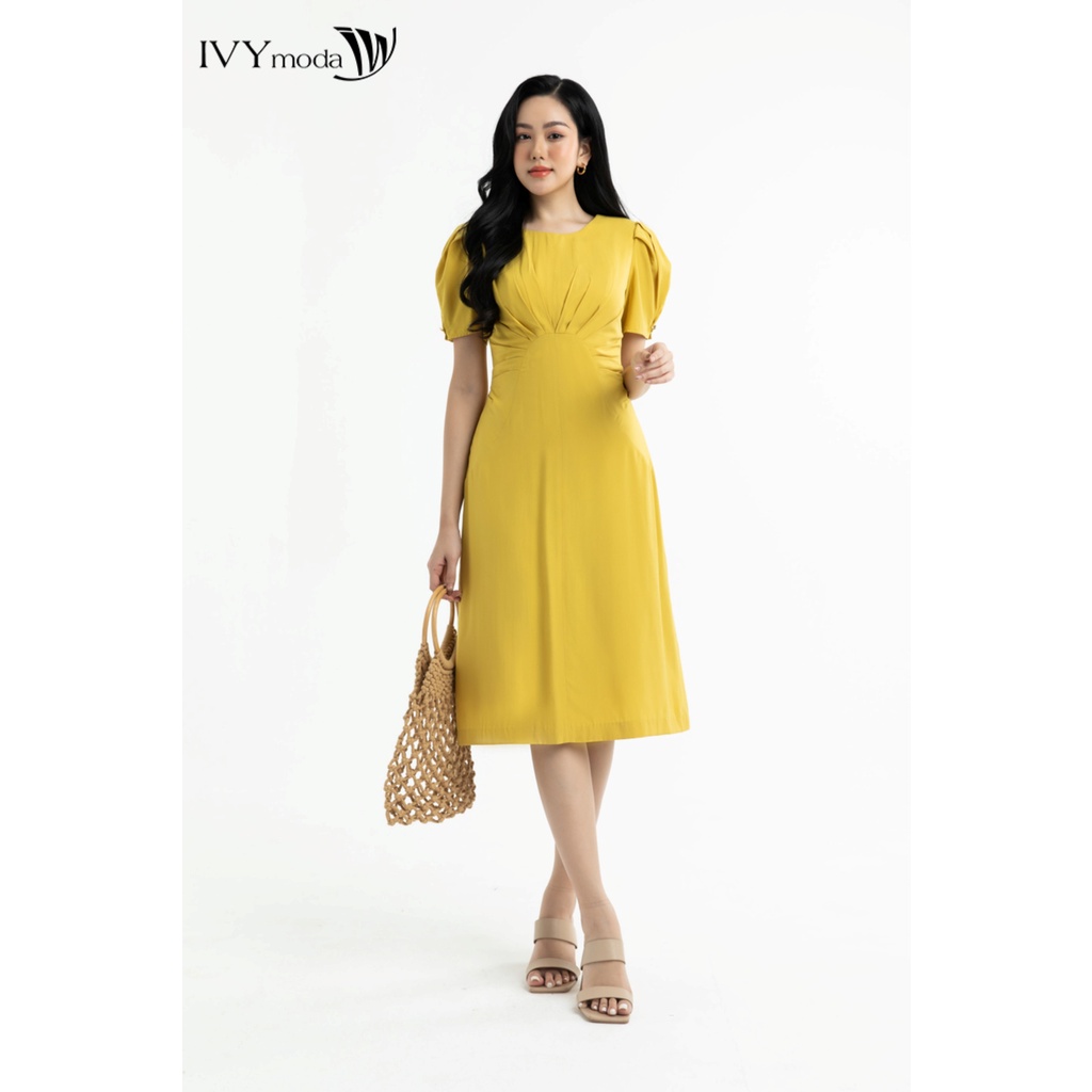 Đầm suông xếp ly ngực IVY moda MS 48B9251