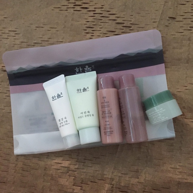 Set kit dưỡng trắng và chống lão hoá