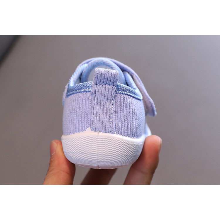 Giày Lười, Sandal Vải Cho Bé Trai Gái Phong Cách Hàn Quốc Chống Trơn Trượt Đế Bệt Mềm Chống Ngã Tập Đi Từ 1-3 Tuổi