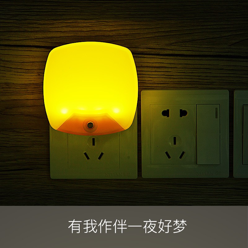 Đèn ngủ LED Cảm ứng Ngày tự tắt, Đêm tự sáng, Loại vuông Lớn màu vàng