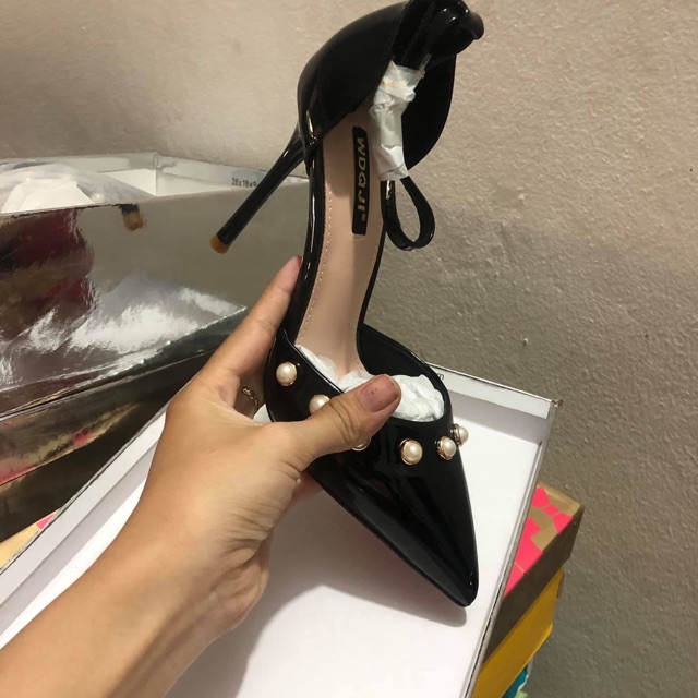 Giày cao gót Wdqji đính ngọc