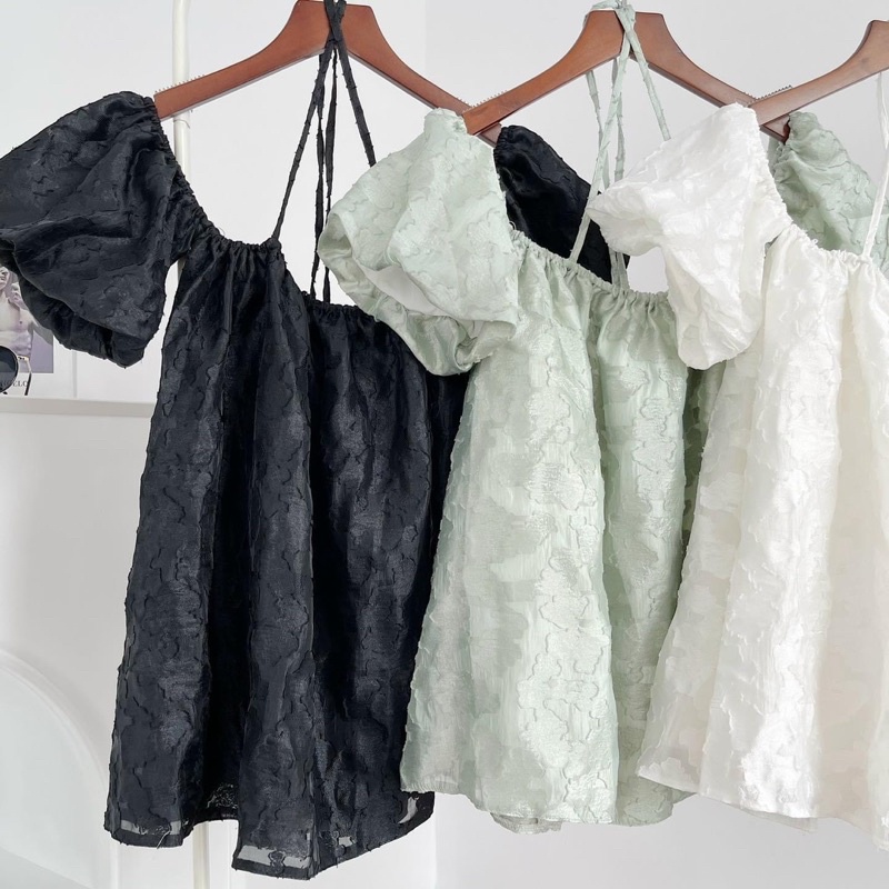 ÁO TRỄ VAI GẤM IN HOA