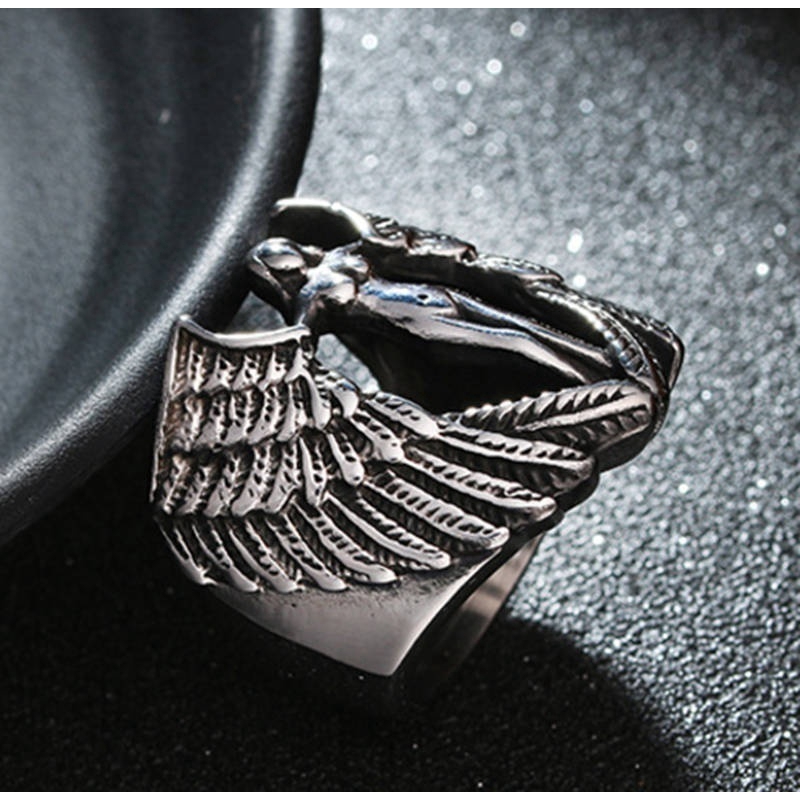 Nhẫn đeo tay chạm khắc họa tiết hoạt hình Nhật Bản