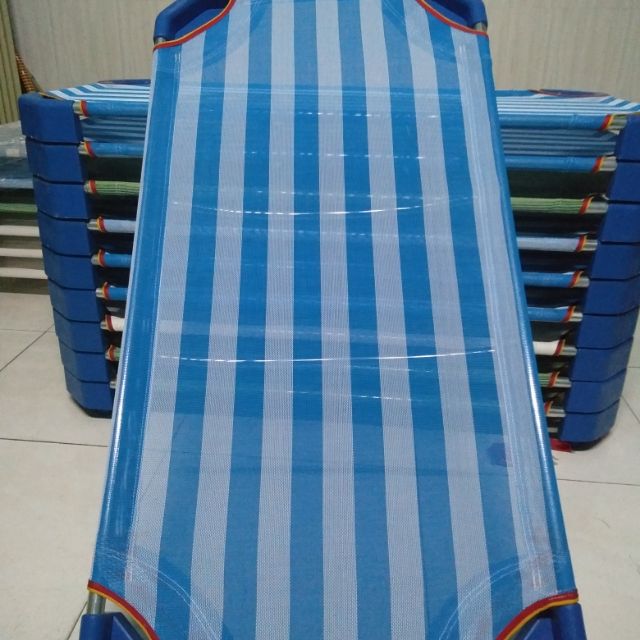 Giường lưới cho bé