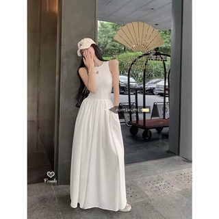 Đầm midi dáng dài sát nách