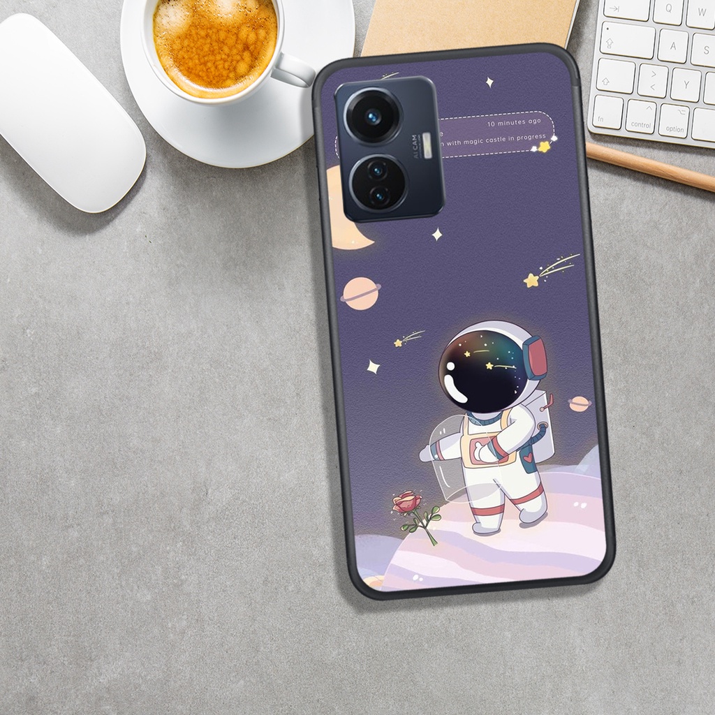 Ốp Lưng VIVO Y55 5G - Y55 2022, In Hình Astronauts ChiBi, Hình Ảnh Sắc Nét, Bao Đẹp.