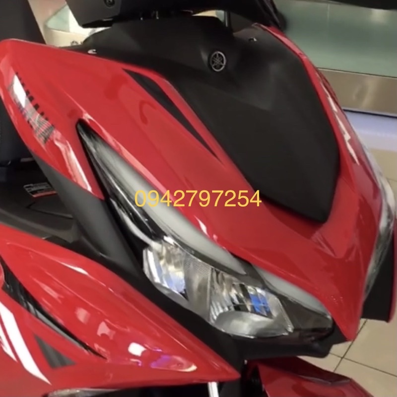 Sơn xe máy Yamaha NVX màu Đỏ đô UR005-1K và UR005-2K Ultra Motorcycle Colors