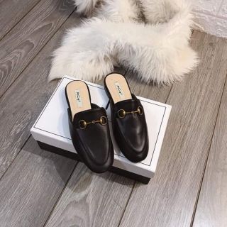 Giày sục  nữ . Sục nữ.