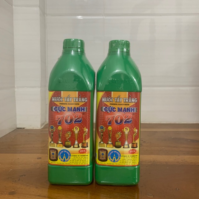 Nước tẩy trắng cực mạnh 702 - chai 1000ml (vệ sinh lốc máy, đầu bò xe máy,..)