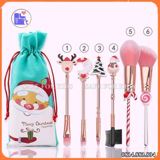 Cọ Trang Điểm Nội Địa Trung Dành Riêng Cho Giáng Sinh
