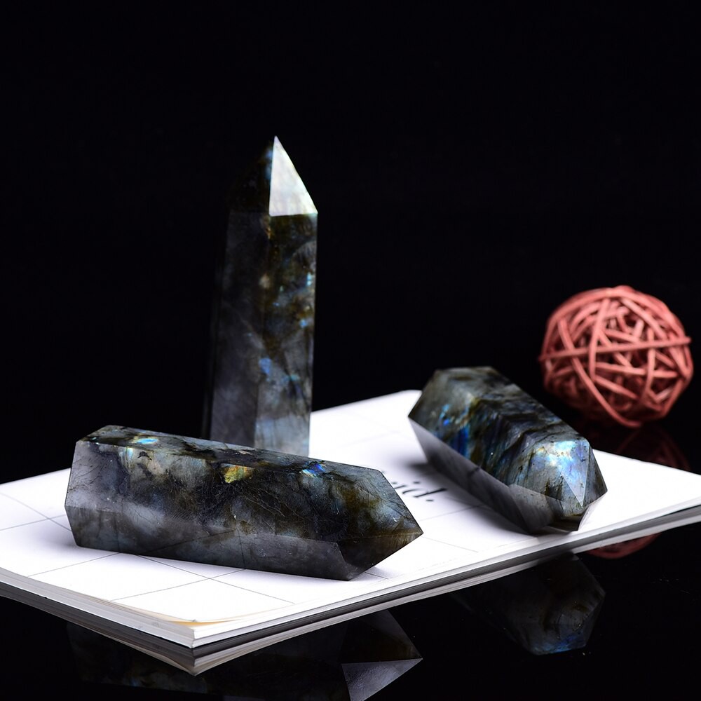Trụ đá thanh tẩy labrador feldspar
