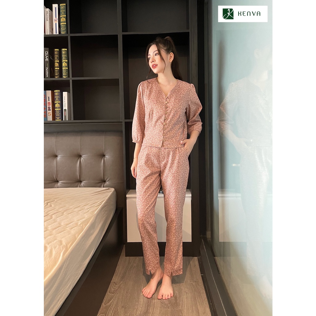 Bộ đồ Pijama mặc nhà Kenva. SET đồ ngủ chất nhung tăm cao cấp sang chảnh, thiết kế tay lửng quần dài họa tiết hoa nhí | BigBuy360 - bigbuy360.vn