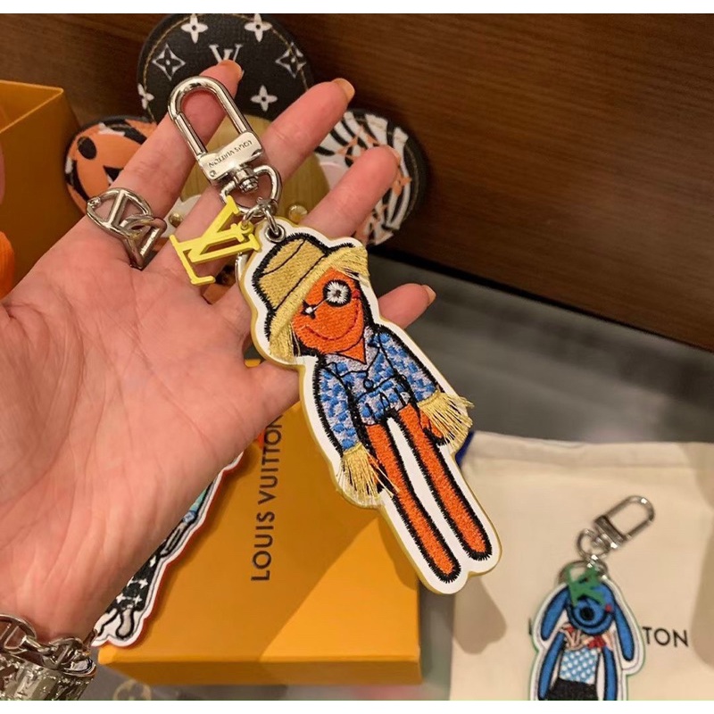 Móc khoá hề LV Fullbox bill hoạ tiết mới hệ dân chơi