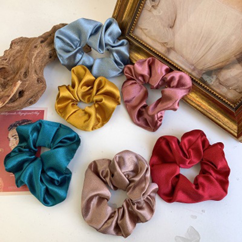 Scrunchies Lụa bóng Vintage - Dây Buộc tóc/ Dây cột tóc phong cách Hàn Quốc Molangshop