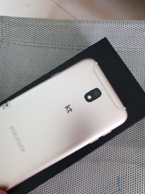 Điện thoại Samsung J7 Pro (j730) màu vàng 1sim mới keng