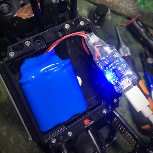 Pin tụ 3.7V 250mAh cho xe đồ chơi hoặc nguồn nuôi