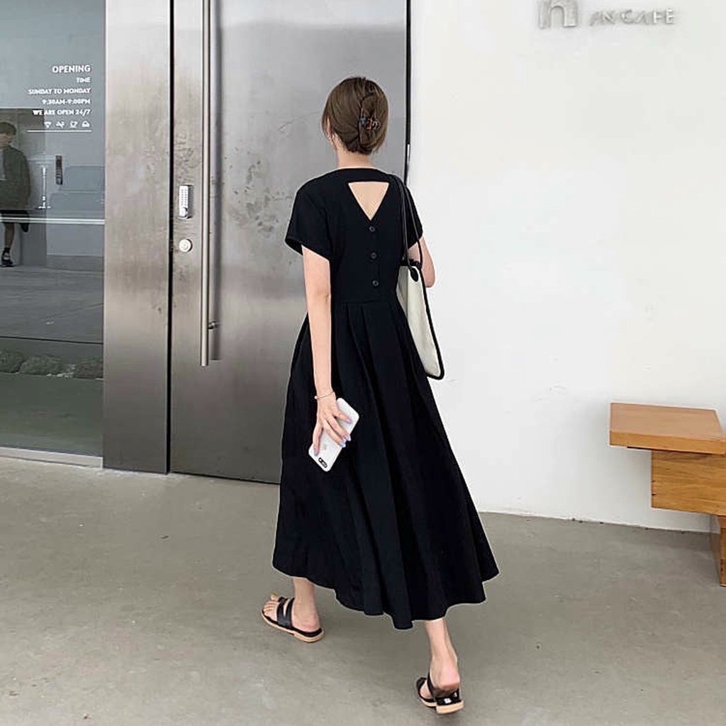 Đầm váy freesize đen form dài nút sau