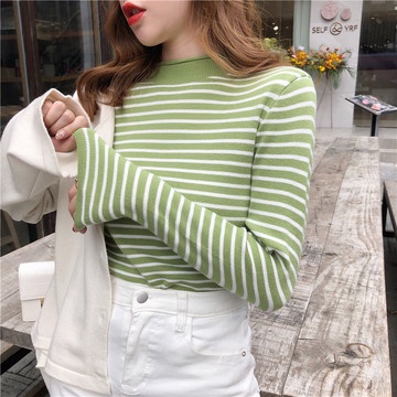 Áo sweater cổ cao tay dài dáng vừa vặn kẻ sọc kiểu Hàn Quốc cho nữ