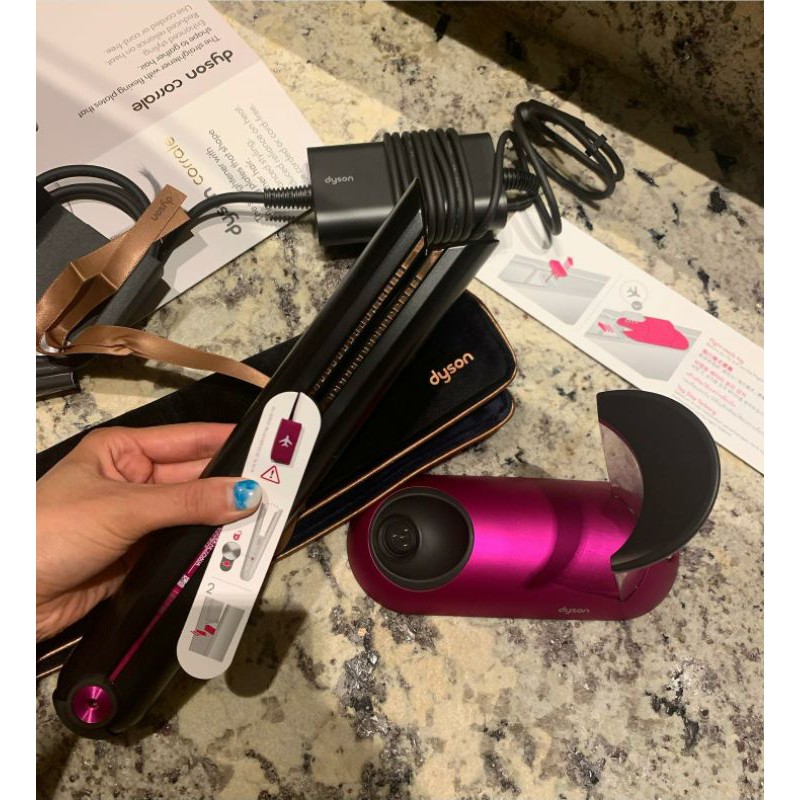Máy duỗi tóc tạo kiểu Dyson Corrale