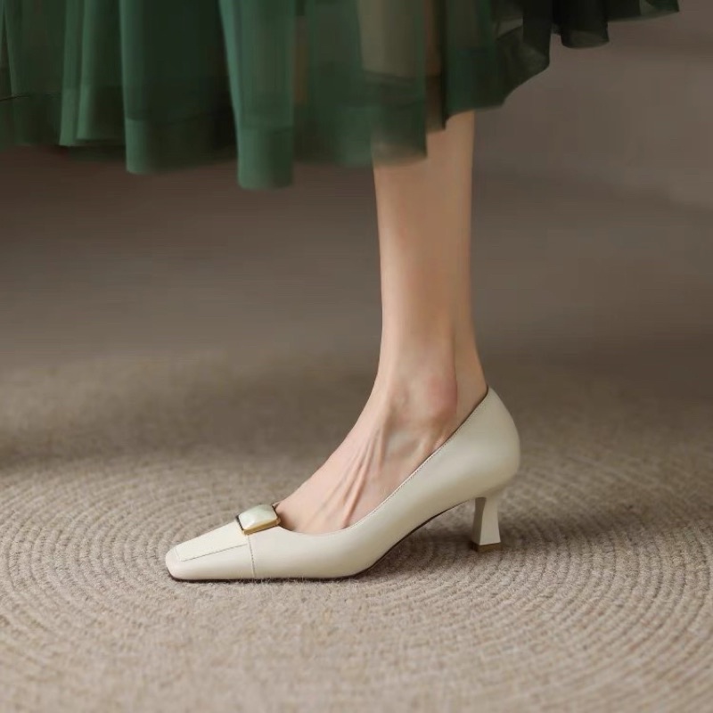 Giày công sở mũi trám