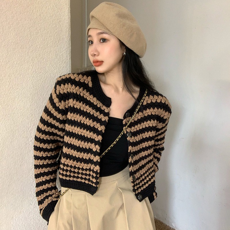 Áo khoác Cardigan dệt kim tay dài thiết kế dáng rộng thoải mái