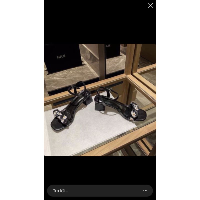 Order giày hoa cúc