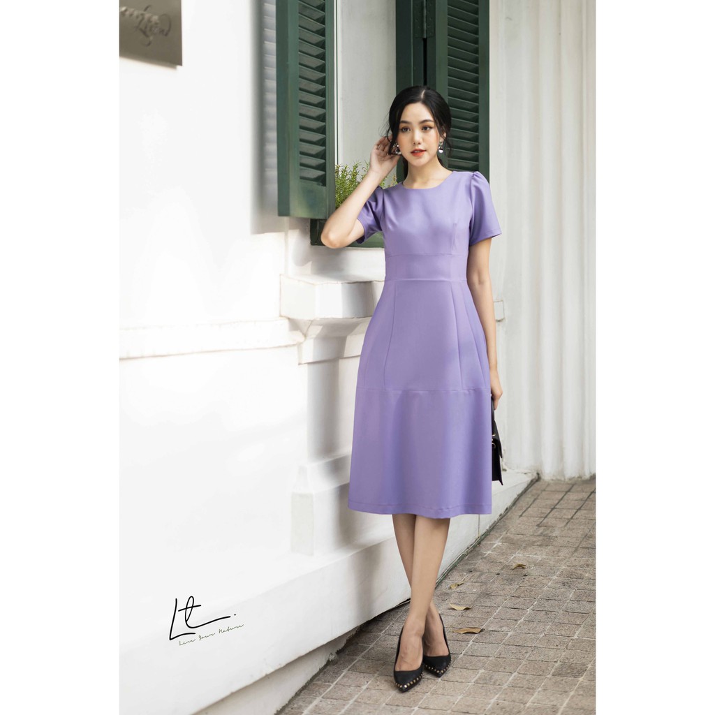 VÁY XÒE VAI BỒNG CUTOUT TỐI GIẢN | BigBuy360 - bigbuy360.vn