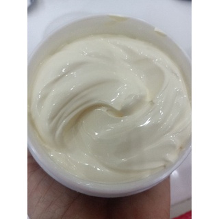 KEM DƯỠNG TRẮNG BODY