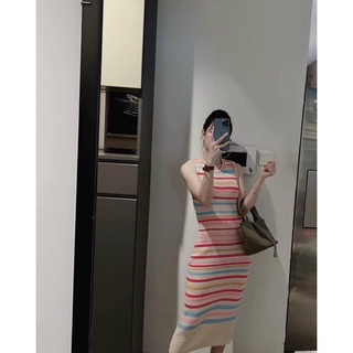 Váy len kẻ sát nach form xuông vừa
