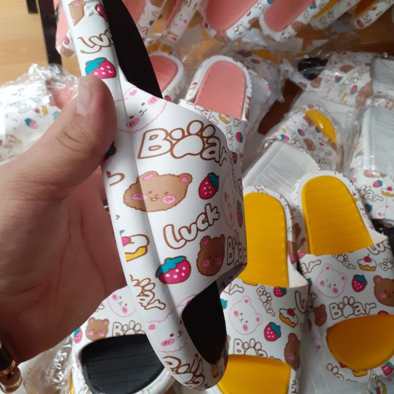 Dép nữ , dép đúc quai liền