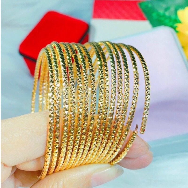 𝗩𝗼̀𝗻𝗴 𝘅𝗶𝗺𝗲𝗻 tăm 7 chiếc màu vàng bộ vòng tuần bền màu lắc tay nữ 𝐊𝐚𝐦𝐢