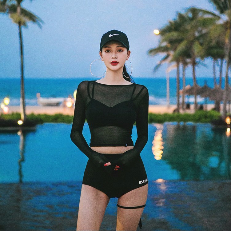 Bikini 2 mảnh cạp cao có kèm áo thun trùm ngoài hàng Quảng Châu | BigBuy360 - bigbuy360.vn